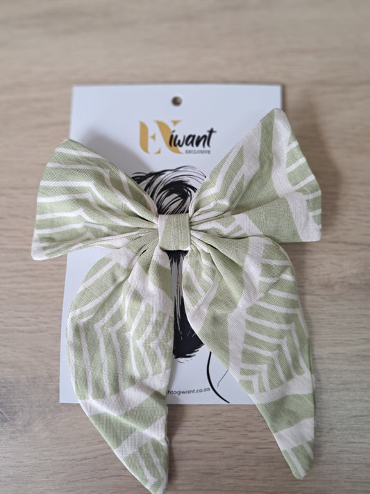 Green Linen Bow