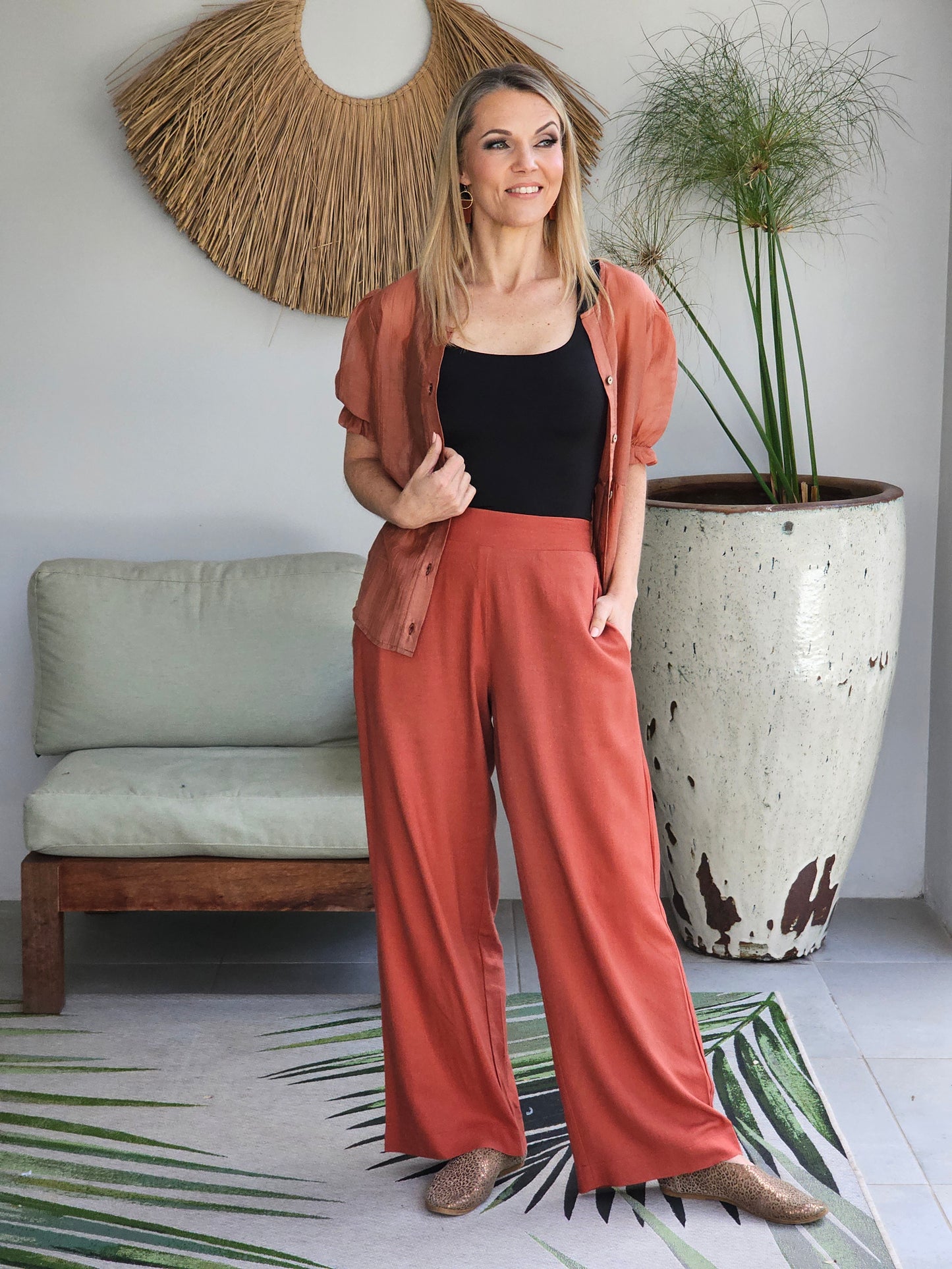 Veronica Blouse Rust