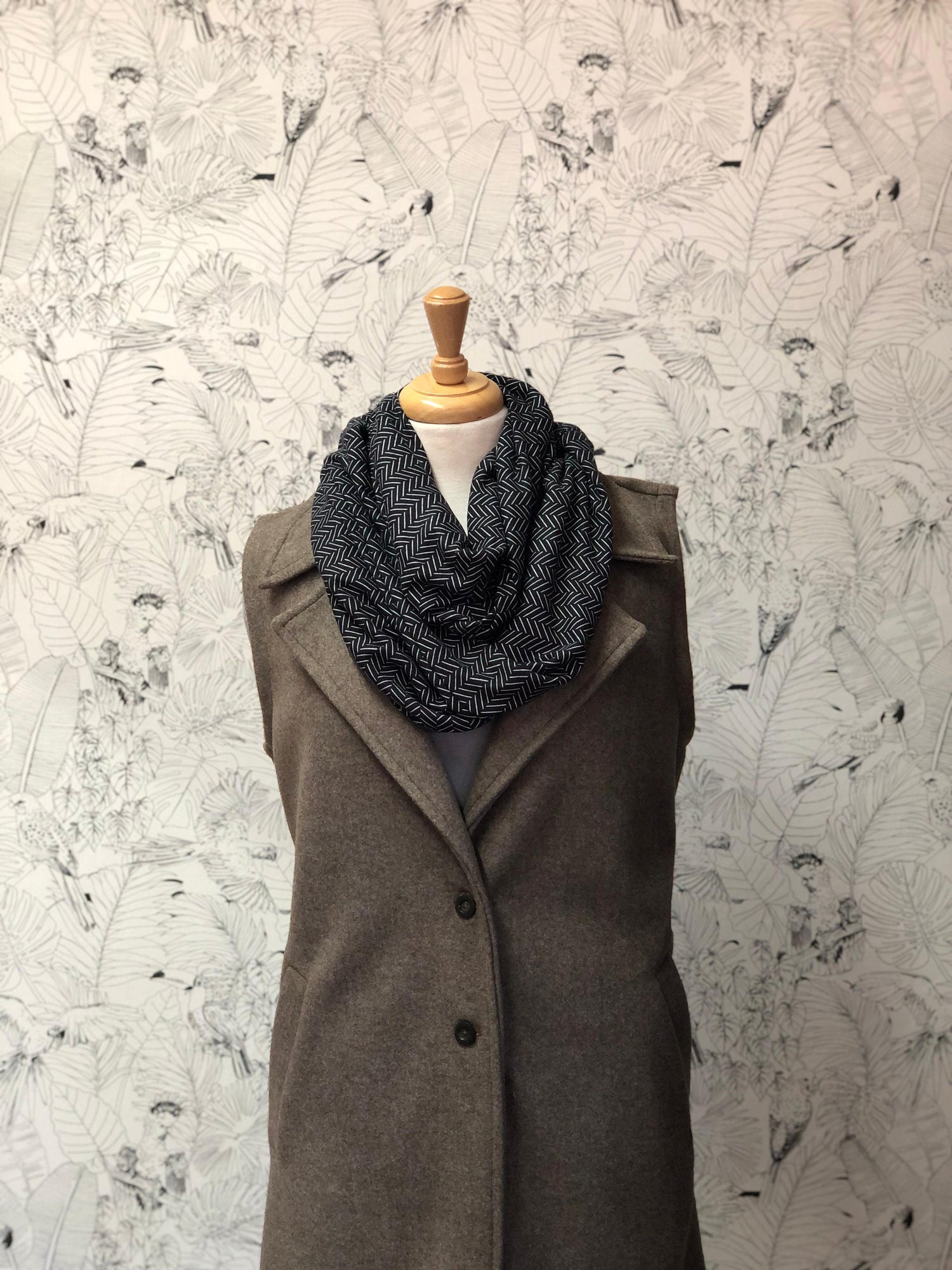 Snoods Scarf Black & White Herringbone