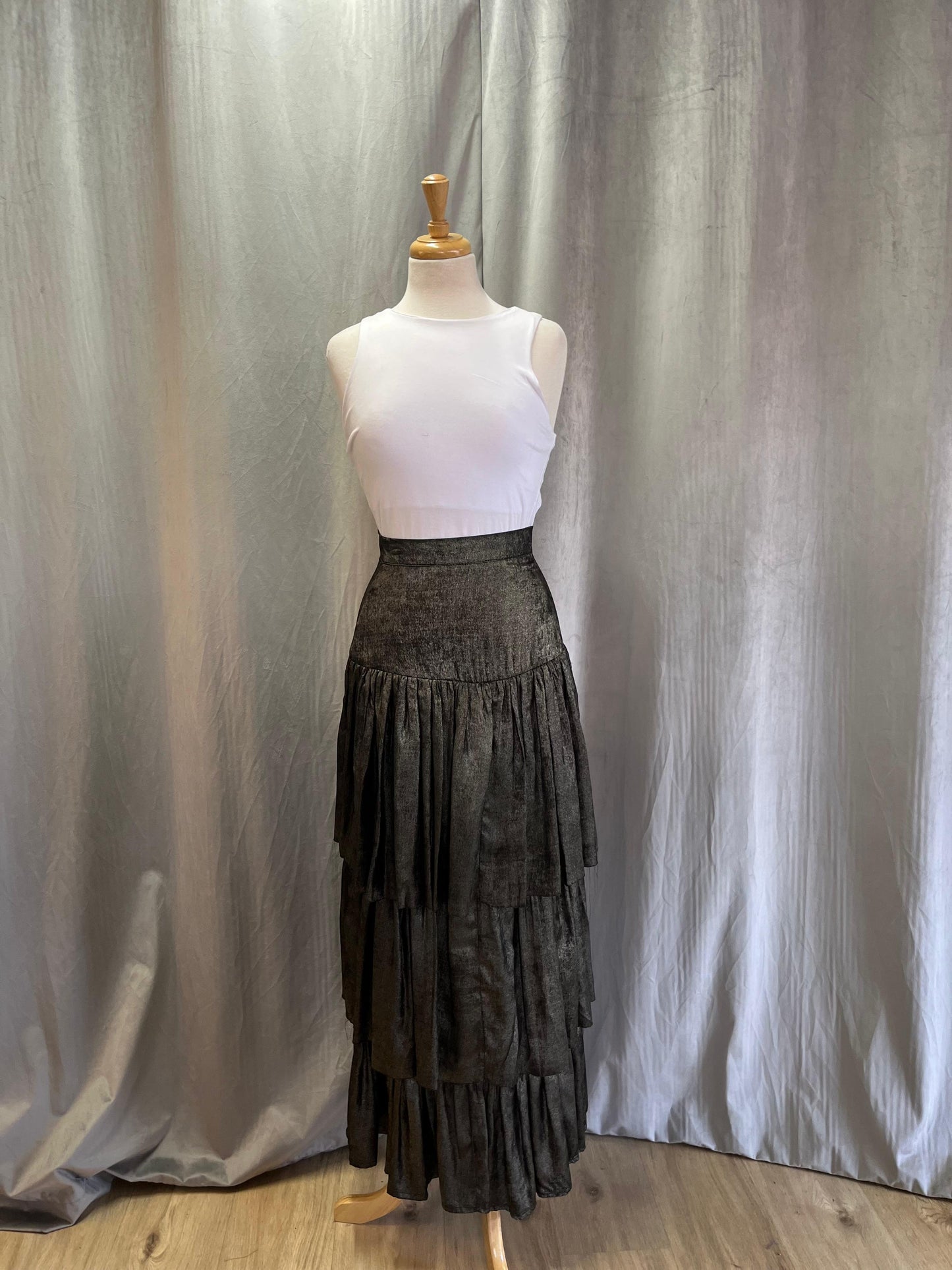 Fashion Show Metallic Tiered Maxi Skirt (Size S)