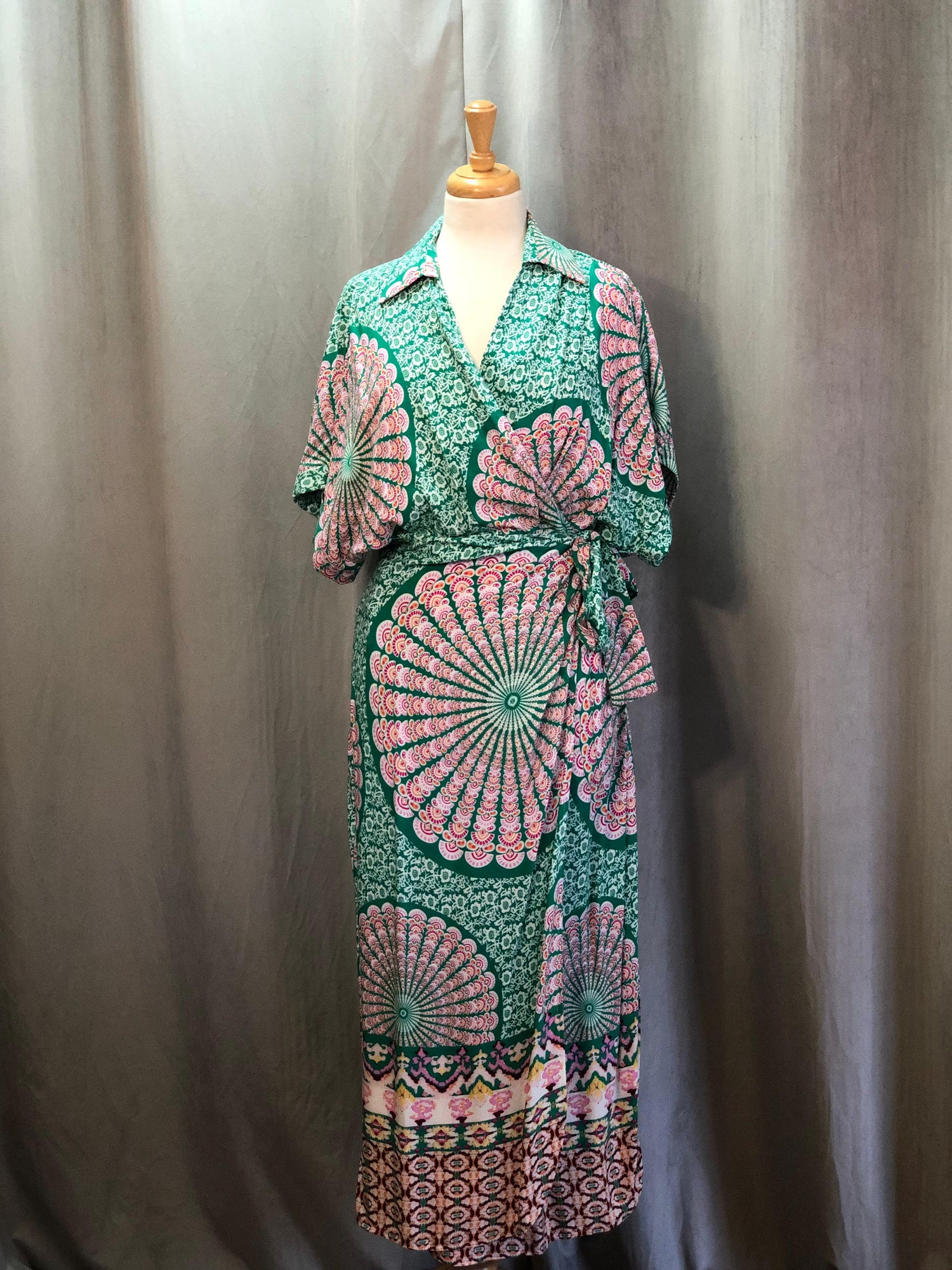 Aldi Wrap Green Mandala (Size S/M)