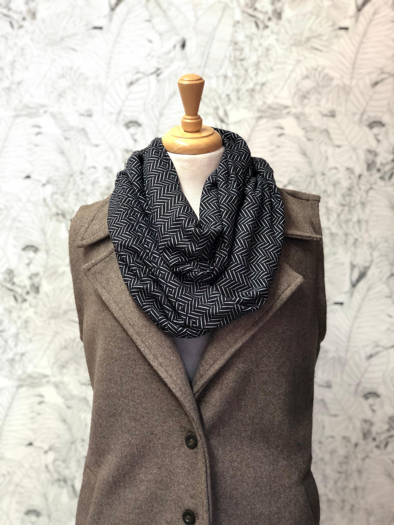 Snoods Scarf Black & White Herringbone