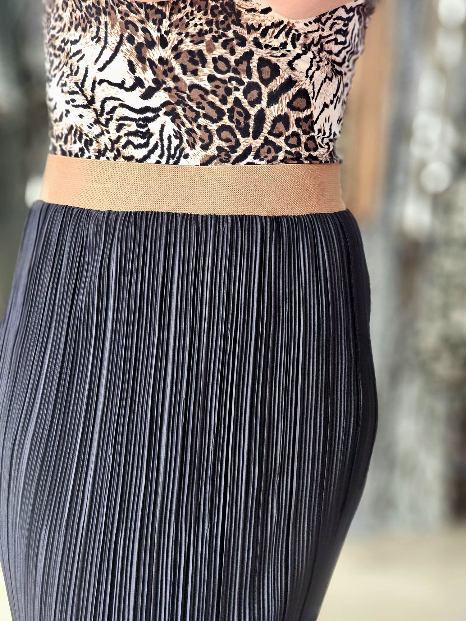 Ruth Pleated Skirt Black